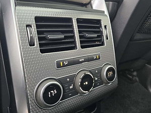 Land Rover Range Rover Sport thumbnail