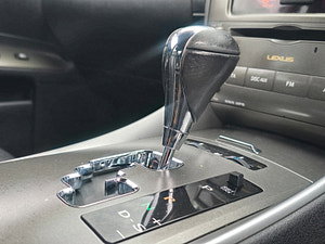 Lexus IS thumbnail