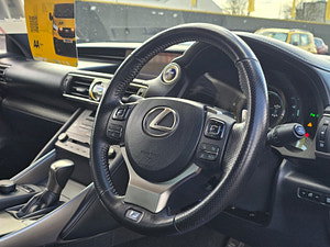 Lexus IS thumbnail