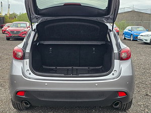Mazda 3 thumbnail