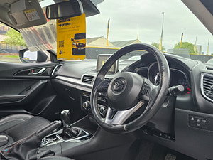 Mazda 3 thumbnail