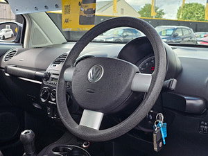 Volkswagen Beetle thumbnail