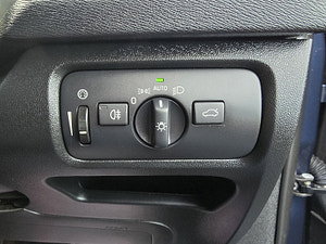 Volvo V40 thumbnail