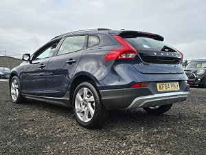Volvo V40 thumbnail