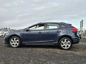 Volvo V40 thumbnail