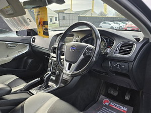 Volvo V40 thumbnail