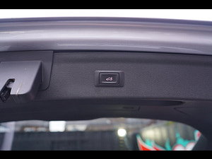 Audi Q3 thumbnail