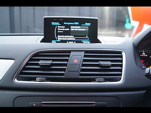 Audi Q3 thumbnail