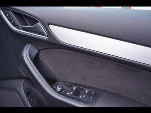 Audi Q3 thumbnail