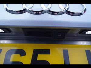Audi Q3 thumbnail