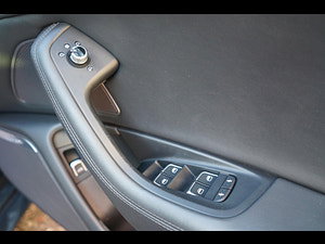 Audi RS6 Avant thumbnail