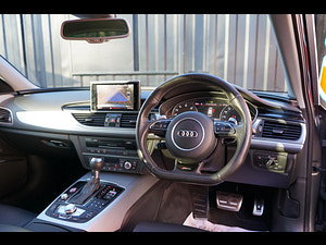 Audi RS6 Avant thumbnail