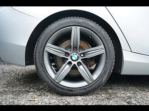 BMW 1 Series thumbnail