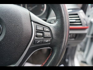 BMW 1 Series thumbnail