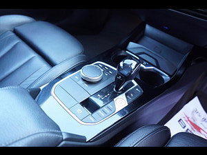 BMW 1 Series thumbnail
