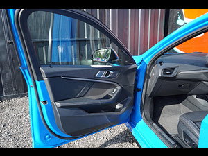 BMW 1 Series thumbnail
