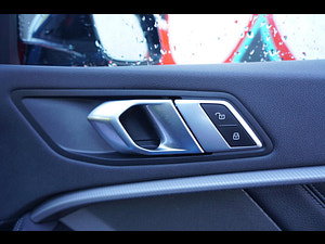BMW 1 Series thumbnail