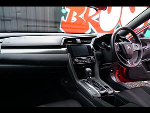 Honda Civic thumbnail