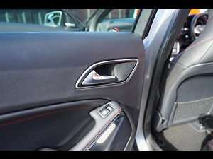 Mercedes-Benz A Class thumbnail
