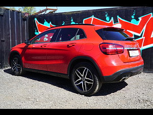 Mercedes-Benz GLA thumbnail