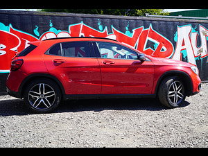 Mercedes-Benz GLA thumbnail