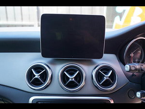 Mercedes-Benz GLA thumbnail
