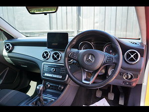 Mercedes-Benz GLA thumbnail