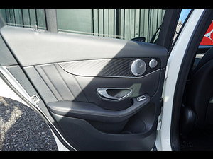 Mercedes-Benz GLC thumbnail