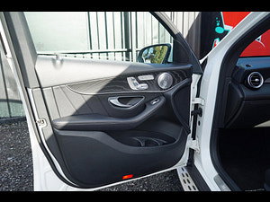 Mercedes-Benz GLC thumbnail