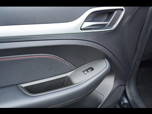 MG MG ZS thumbnail