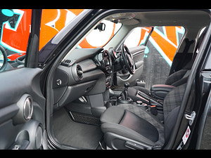 MINI Hatch thumbnail