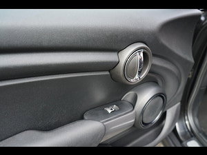 MINI Hatch thumbnail