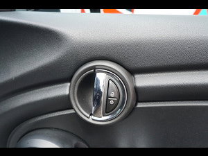 MINI Hatch thumbnail