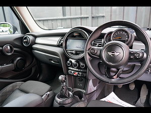 MINI Hatch thumbnail