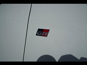 Toyota Yaris thumbnail