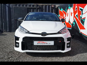 Toyota Yaris thumbnail