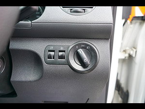 Volkswagen Caddy thumbnail