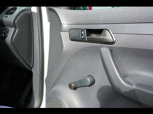Volkswagen Caddy thumbnail