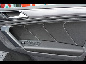 Volkswagen Tiguan thumbnail