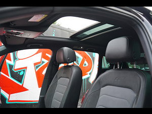 Volkswagen Tiguan thumbnail