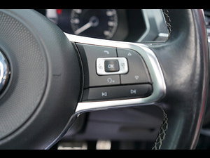 Volkswagen Tiguan thumbnail