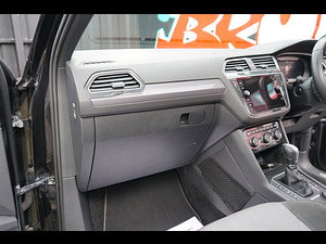 Volkswagen Tiguan thumbnail