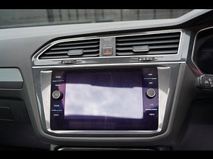 Volkswagen Tiguan thumbnail