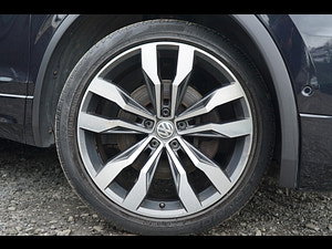 Volkswagen Tiguan thumbnail