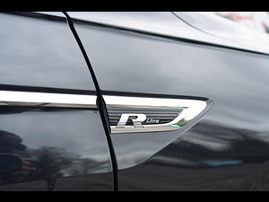 Volkswagen Tiguan thumbnail