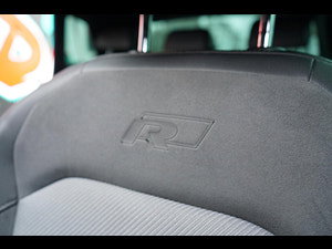 Volkswagen Tiguan thumbnail
