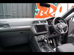 Volkswagen Tiguan thumbnail