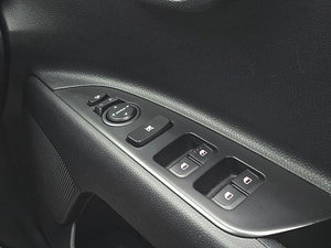 Kia Stonic thumbnail