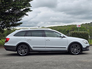 Skoda Superb thumbnail