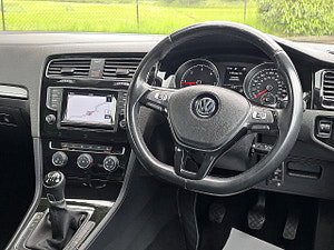 Volkswagen Golf thumbnail